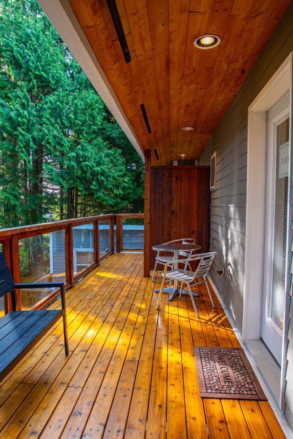 The Francis Boutique Inn Ucluelet Buitenkant foto