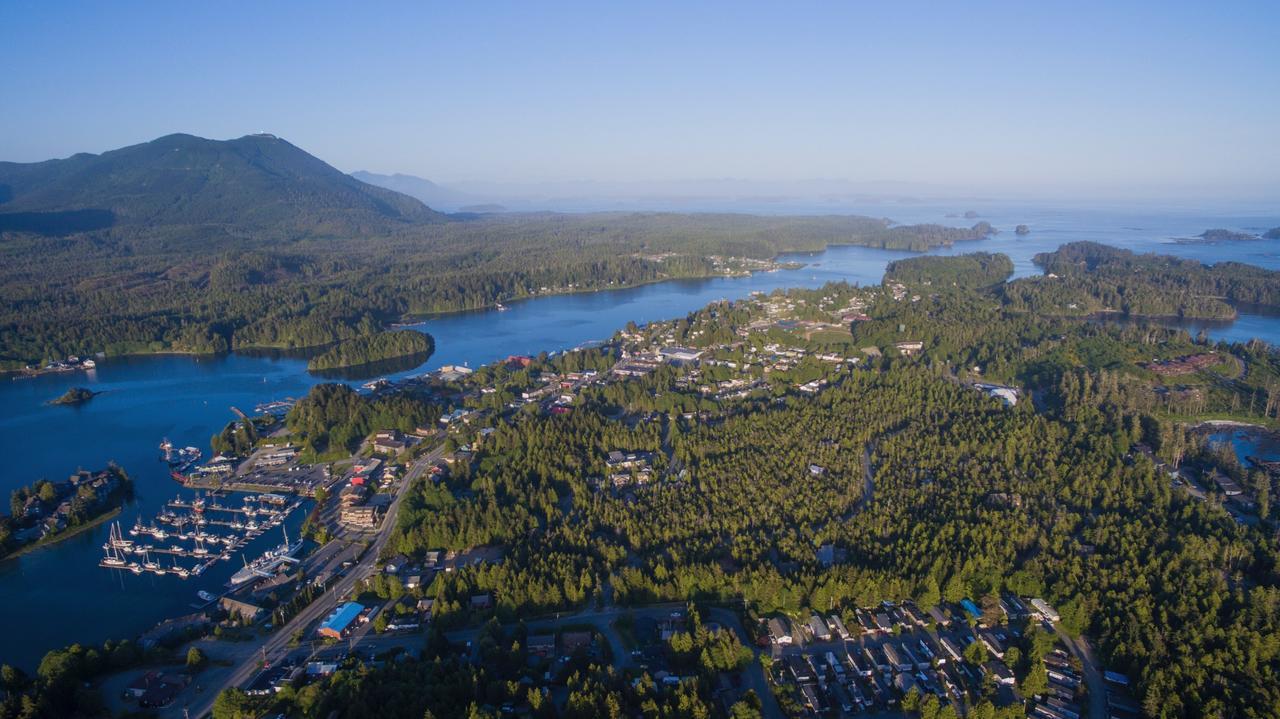 The Francis Boutique Inn Ucluelet Buitenkant foto