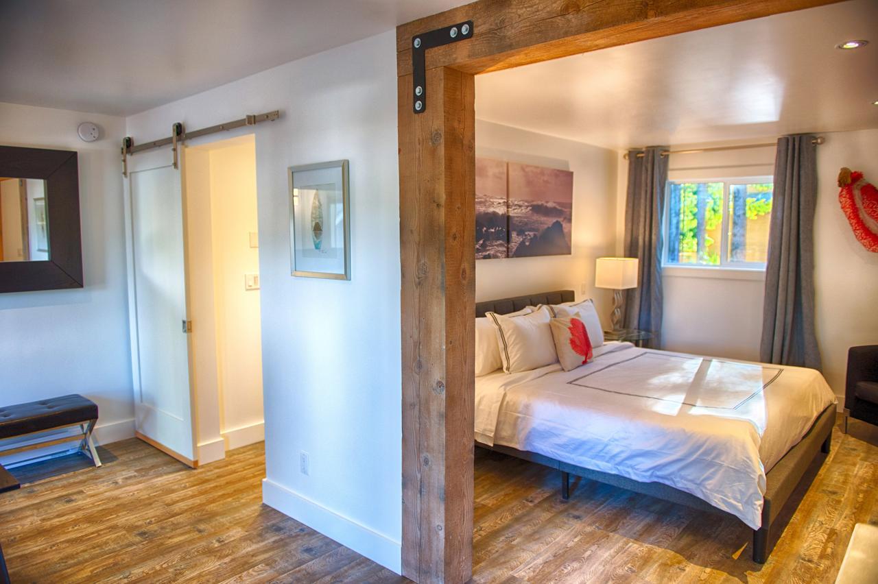 The Francis Boutique Inn Ucluelet Buitenkant foto