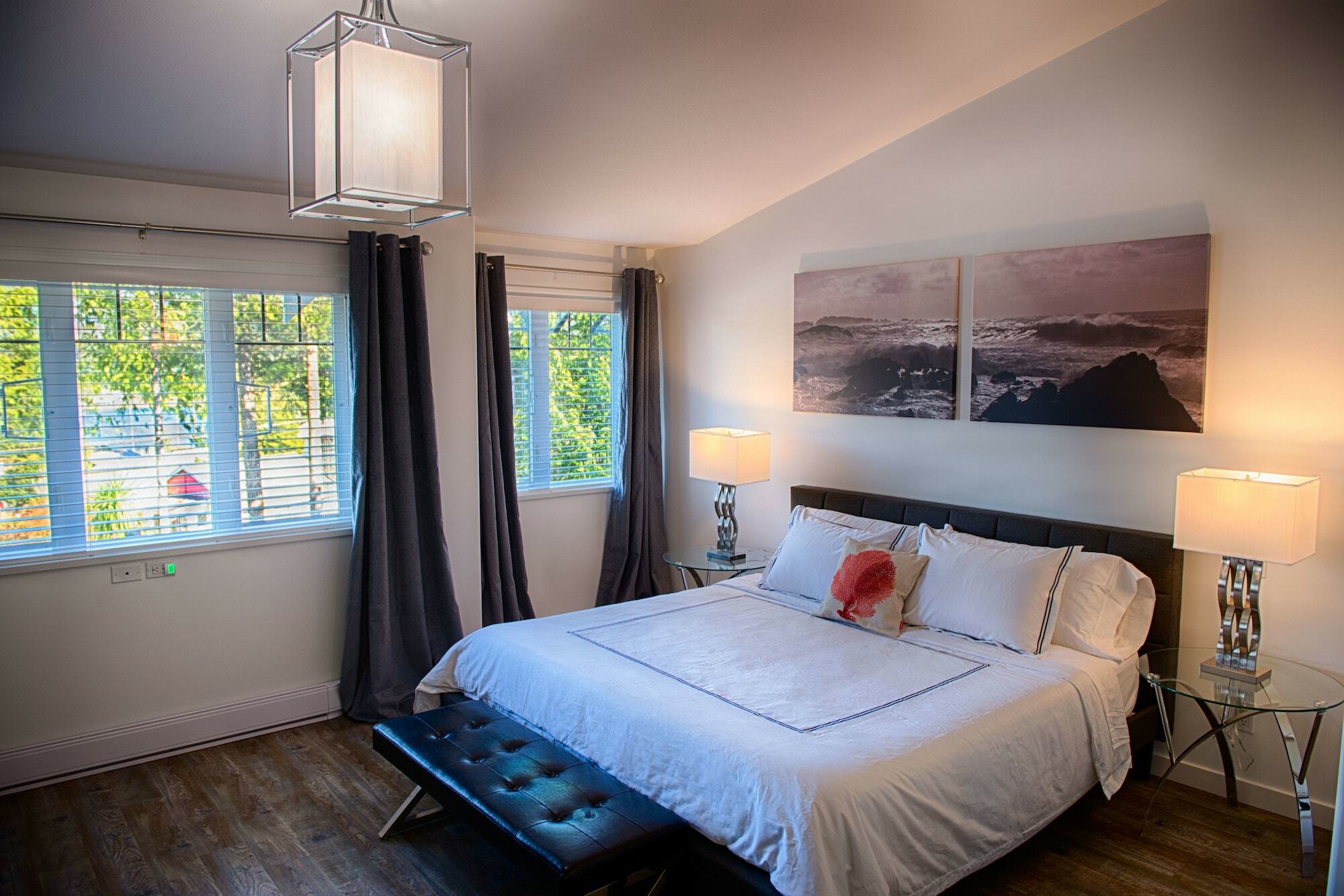 The Francis Boutique Inn Ucluelet Buitenkant foto
